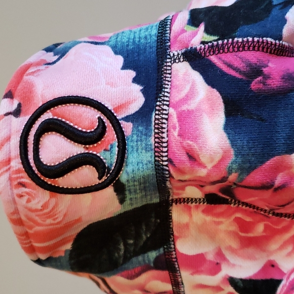 Lululemon Scuba Hoodie 2 - Picture 6 of 12